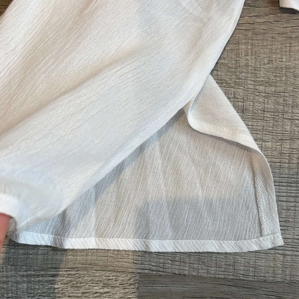 NWOT Elegant BOHO White Crop Top - Picture 3 of 6